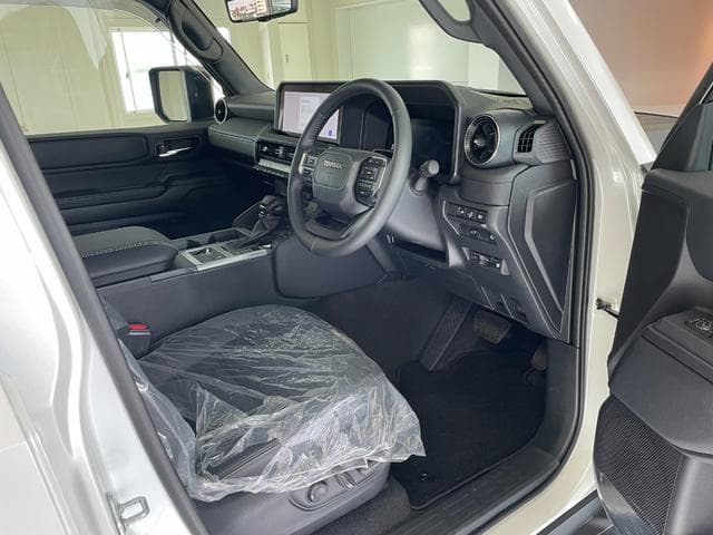 Toyota Land Cruiser 250 VX Goo-net stock photo 05