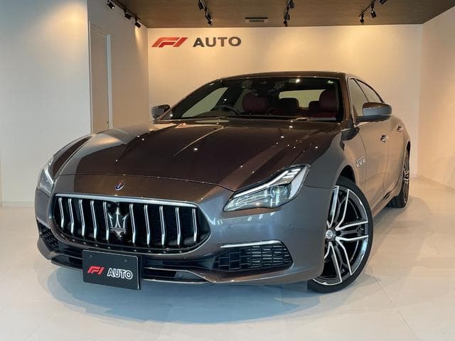 Maserati Quattroporte S GranLusso Goo-net stock photo 02