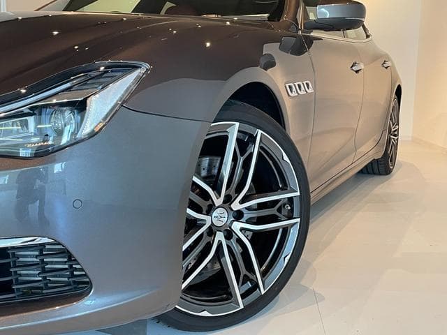 Maserati Quattroporte S GranLusso Goo-net stock photo 11