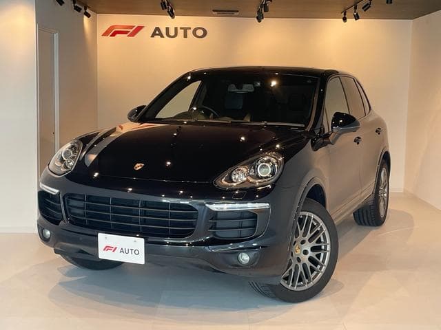 Porsche Cayenne Platinum Edition Goo-net stock photo 02