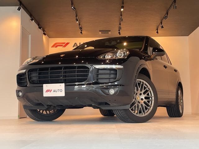 Porsche Cayenne Platinum Edition Goo-net stock photo 06