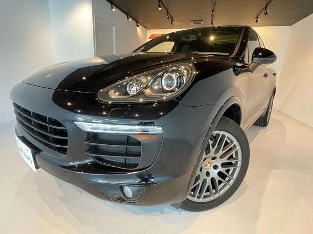 Porsche Cayenne Platinum Edition Goo-net stock photo 09