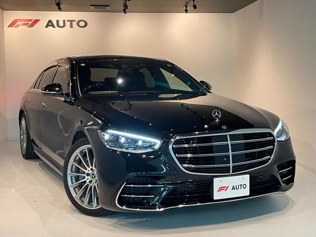 Mercedes-Benz S400d 4MATIC AMG Line Goo-net stock photo 18