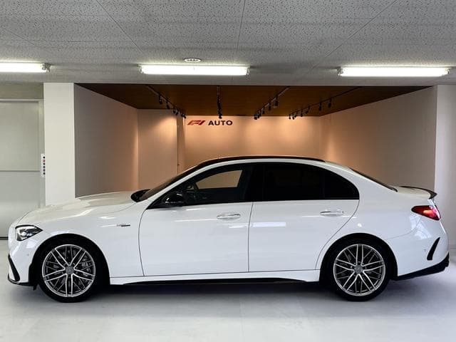 Mercedes-AMG C43 4MATIC Sedan Goo-net stock photo 09
