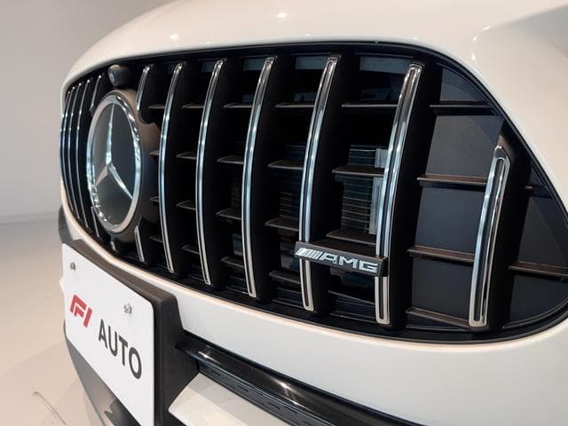Mercedes-AMG GLA35 4MATIC Goo-net stock photo 18