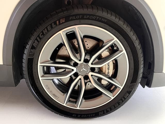 Mercedes-AMG GLA35 4MATIC Goo-net stock photo 21