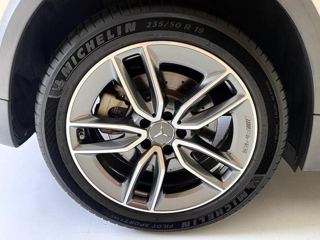 Mercedes-AMG GLA35 4MATIC Goo-net stock photo 22