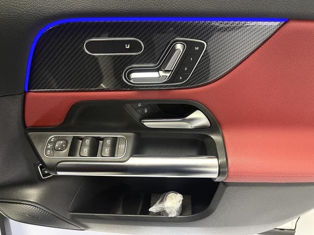 Mercedes-AMG GLA35 4MATIC Goo-net stock photo 43