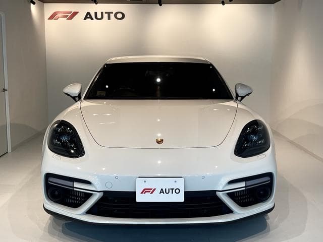 Porsche Panamera Turbo Goo-net stock photo 05