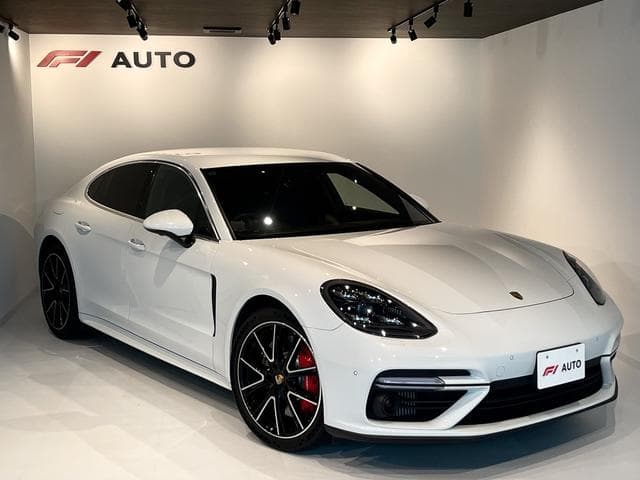Porsche Panamera Turbo Goo-net stock photo 09