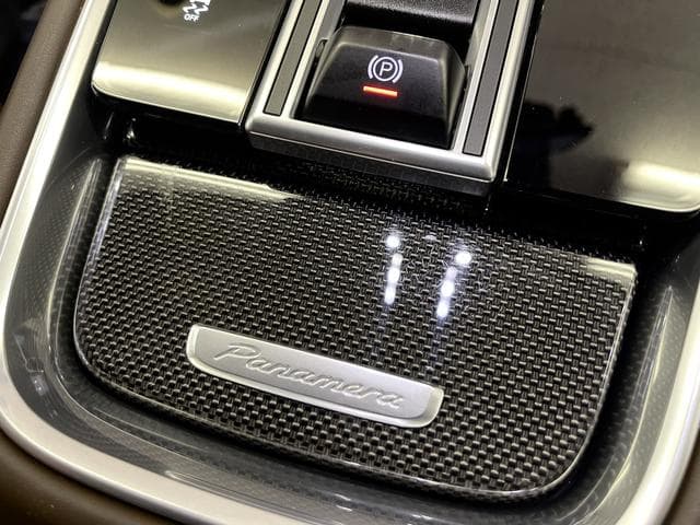 Porsche Panamera Turbo Goo-net stock photo 60