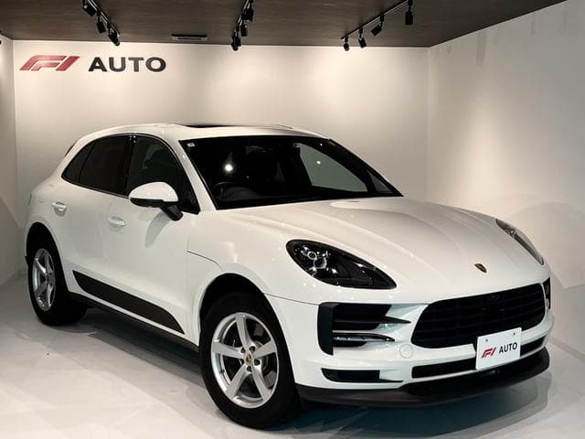 Porsche Macan Goo-net stock photo 06